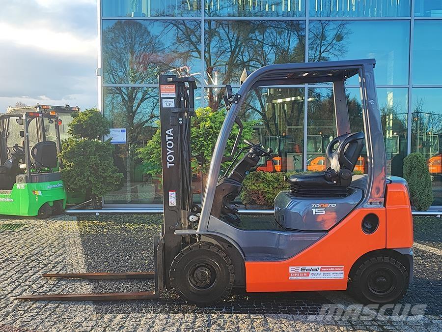 Toyota 02-8FDF15 柴油叉车