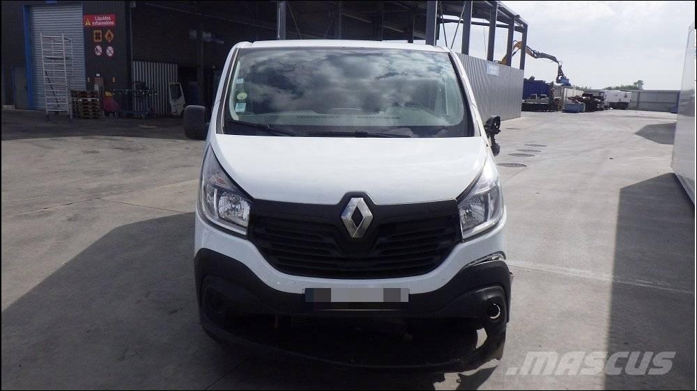 Renault Trafic 商务面包车