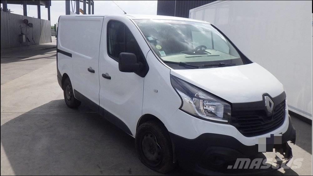 Renault Trafic 商务面包车