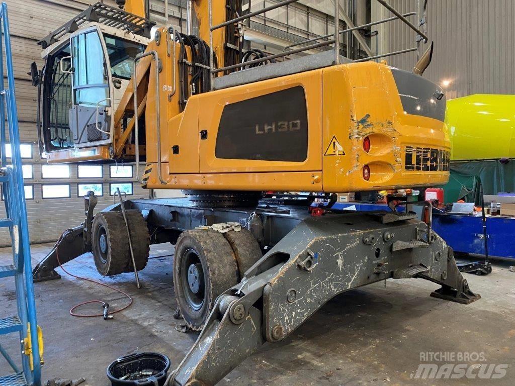 Liebherr LH 30 M 工业挖掘机
