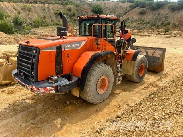 Doosan DL 450-5 轮式装载机