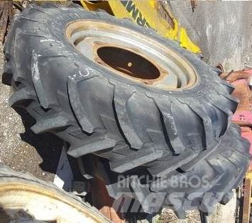  Pneus 12.4R24 轮胎、车轮、轮圈