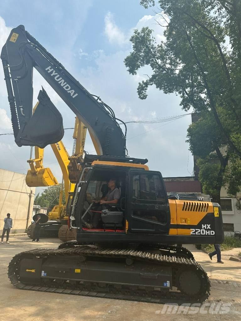 Hyundai HX220HD 履带挖掘机