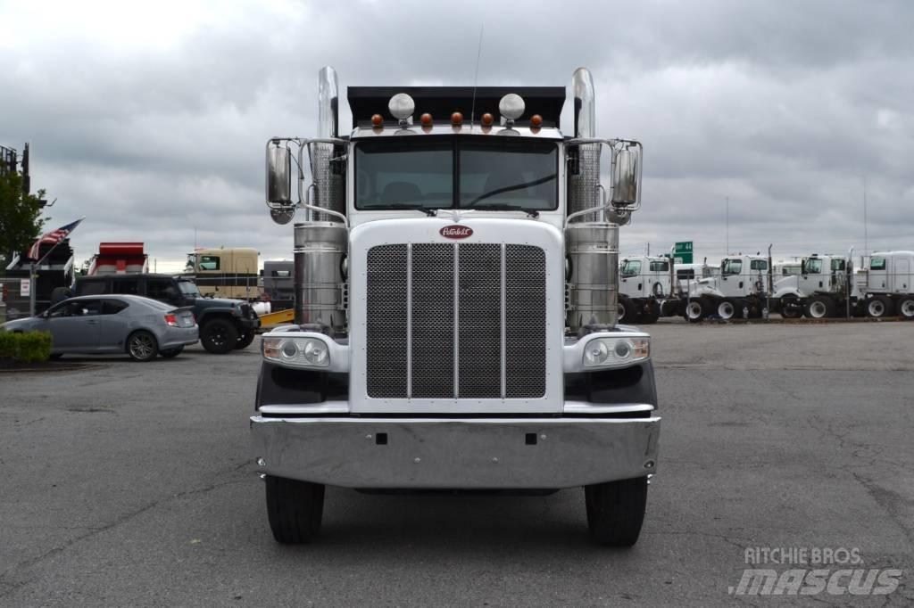 Peterbilt 389 自卸式货车