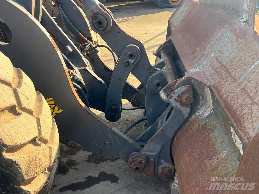 Volvo L 70 H 轮式装载机