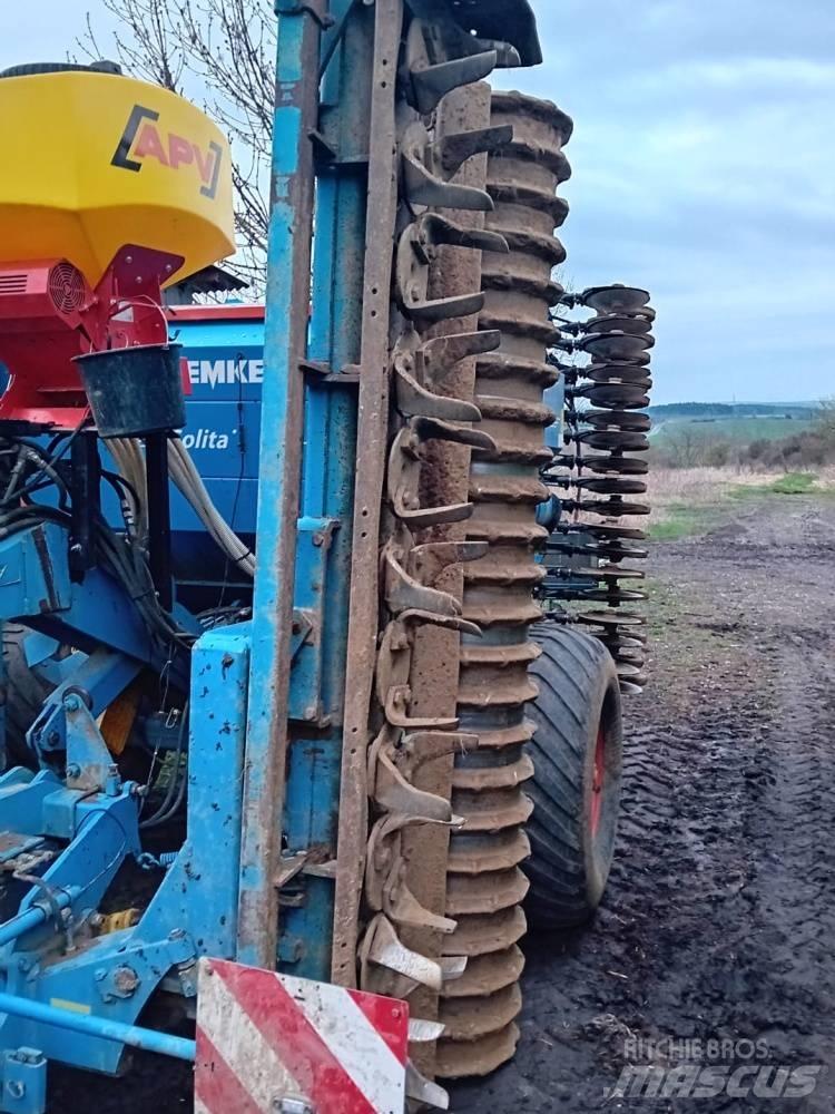 Lemken Solitair 9 多功能条播机