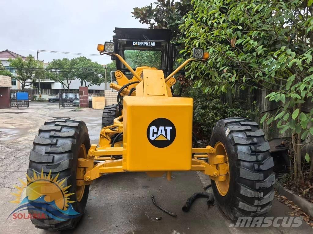 CAT 140 K 平地机/推土机