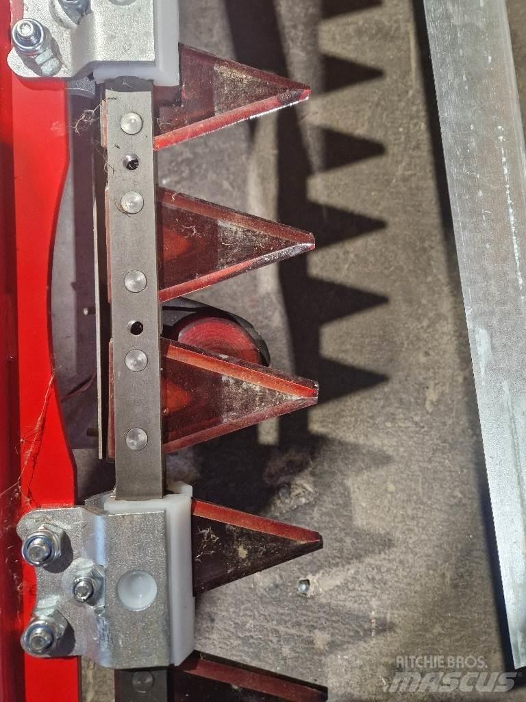 Idass 135 Elektro 联合收割机头
