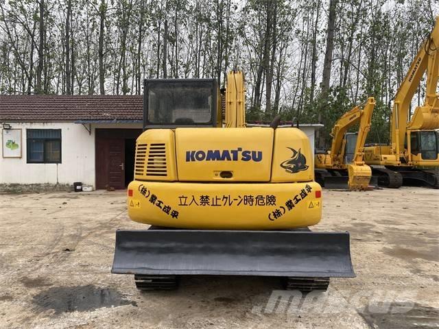 Komatsu pc70-8 履带挖掘机