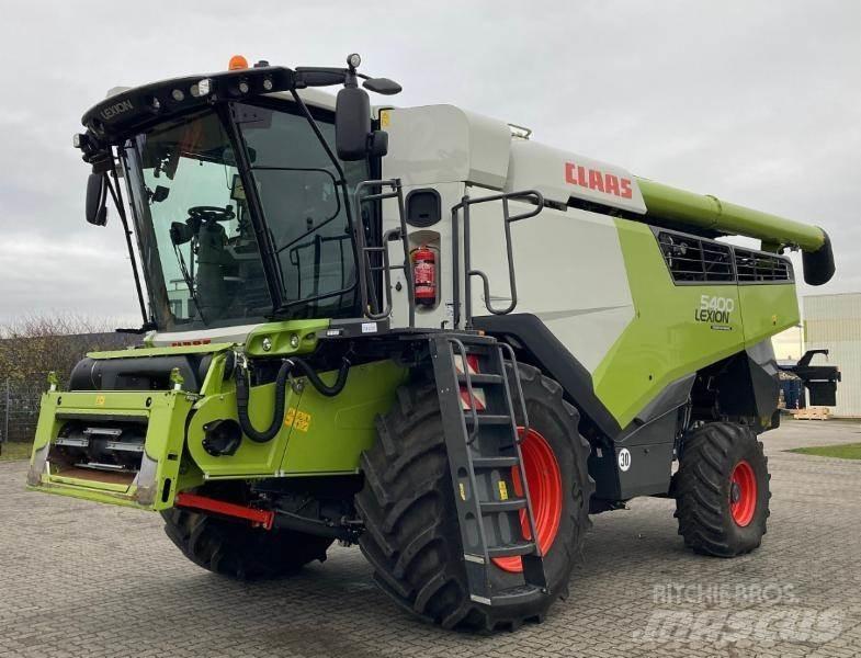 CLAAS LEXION 5400 联合收割机