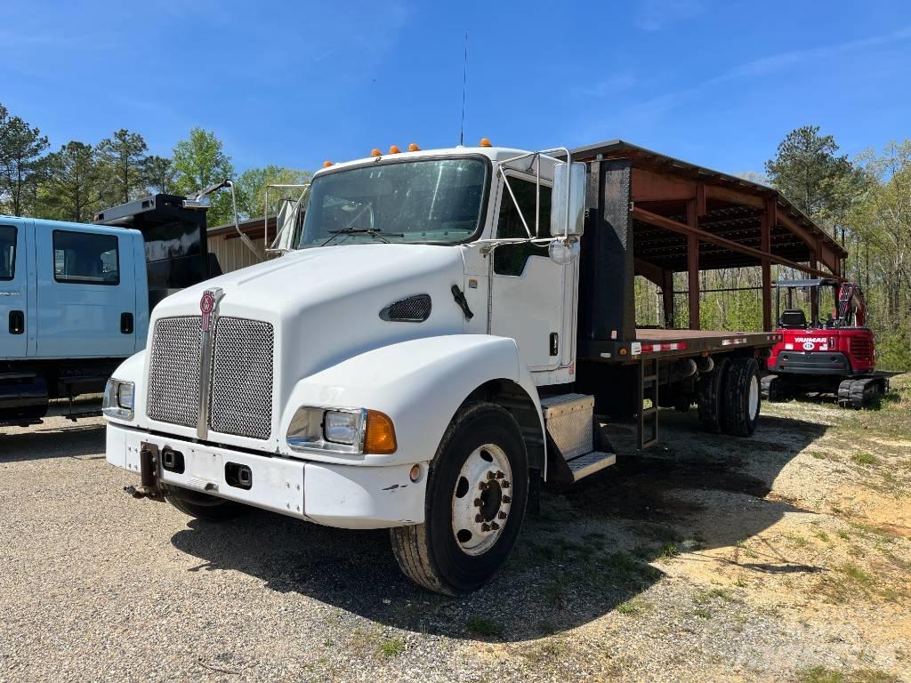 Kenworth T 360 平板栏板货车