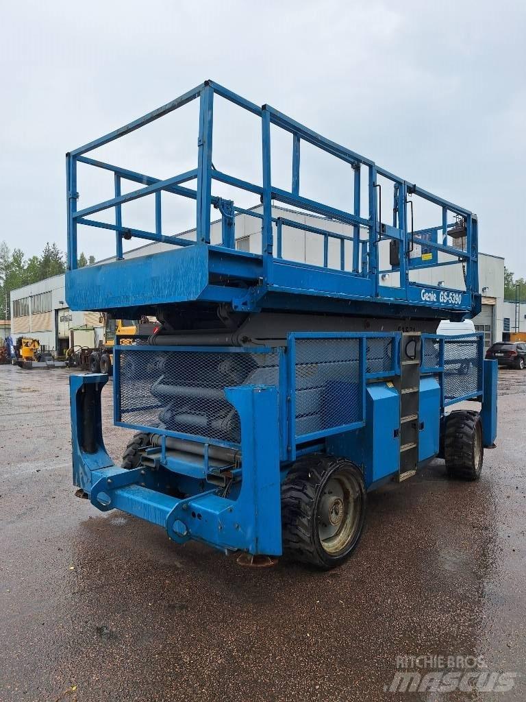 Genie GS 5390 RT 剪叉式升降机