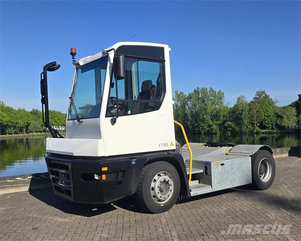 Terberg YT193 码头牵引车