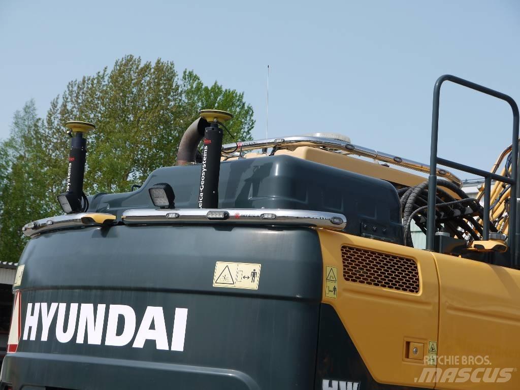 Hyundai HW 180 轮式挖掘机
