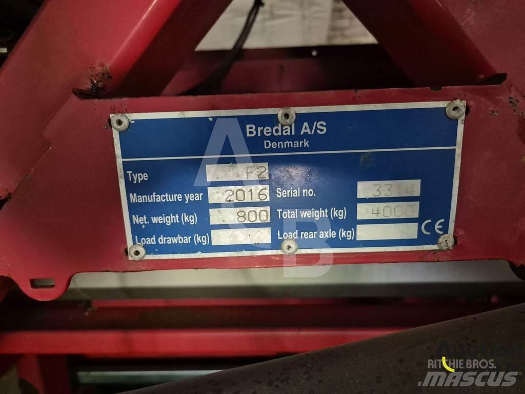 Bredal F 2 矿物肥料撒播机