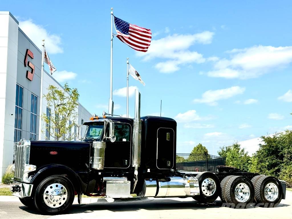 Peterbilt 389 牵引车