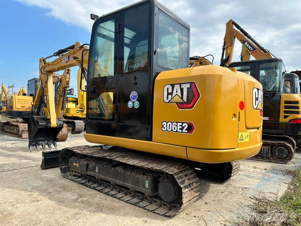 CAT 306E2 小型挖掘机