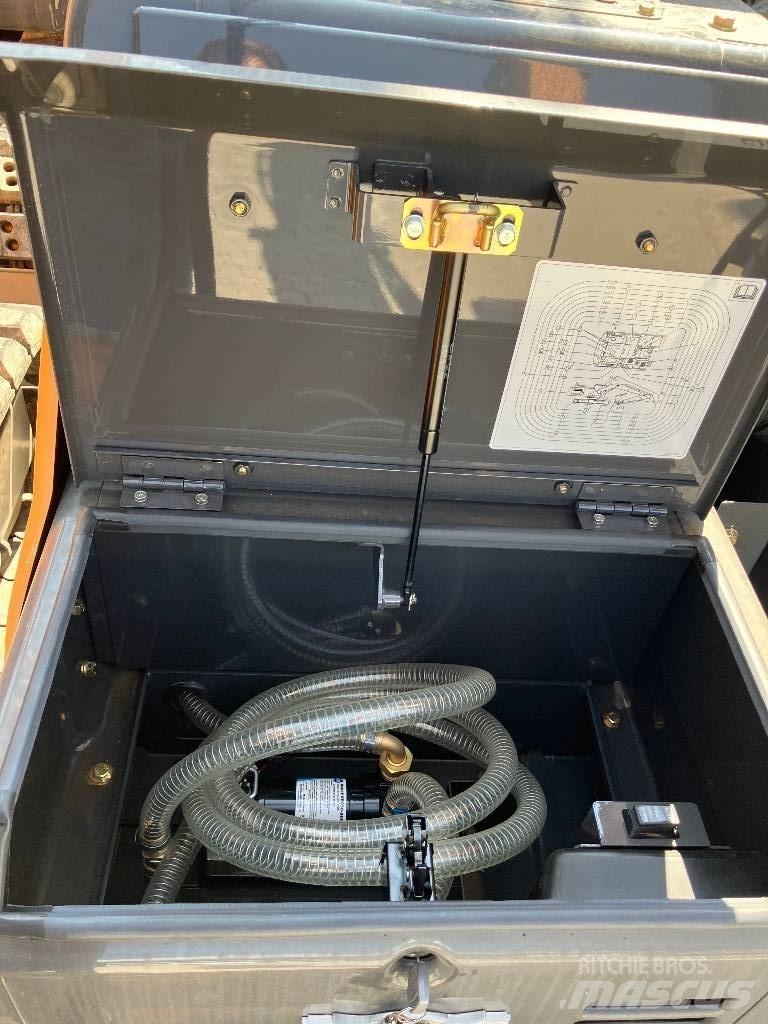 CASE CX300E 履带挖掘机