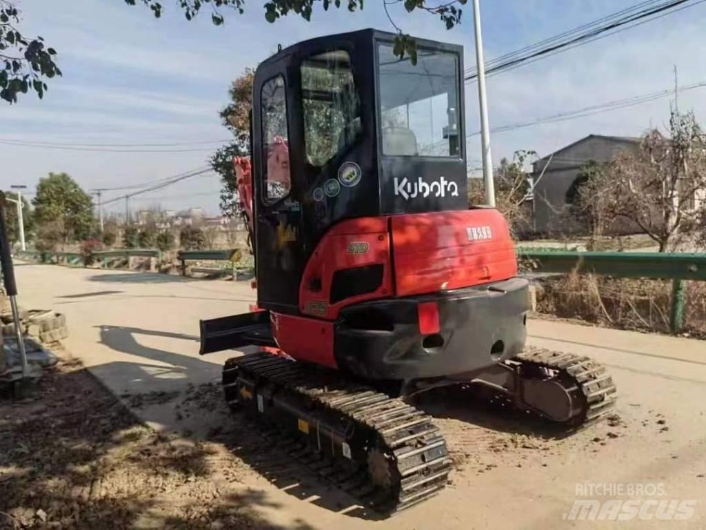 Kubota U 35 小型挖掘机