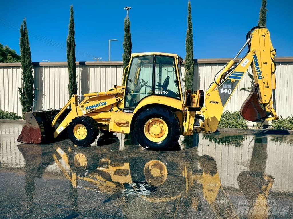 Komatsu WB 140-2N 反铲装载机
