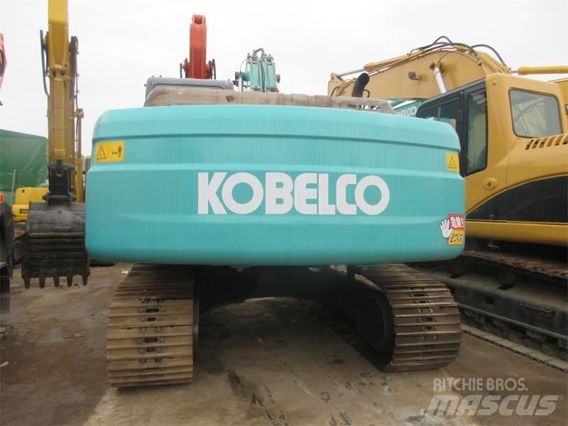 Kobelco SK200-8 履带挖掘机