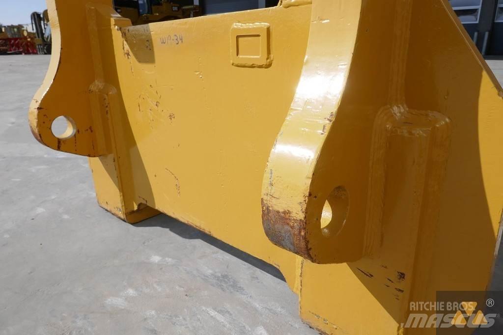 OM Forks Cat 980H 运输工具-其他