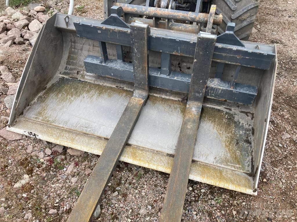 Kubota RT 280-2 滑移装载机