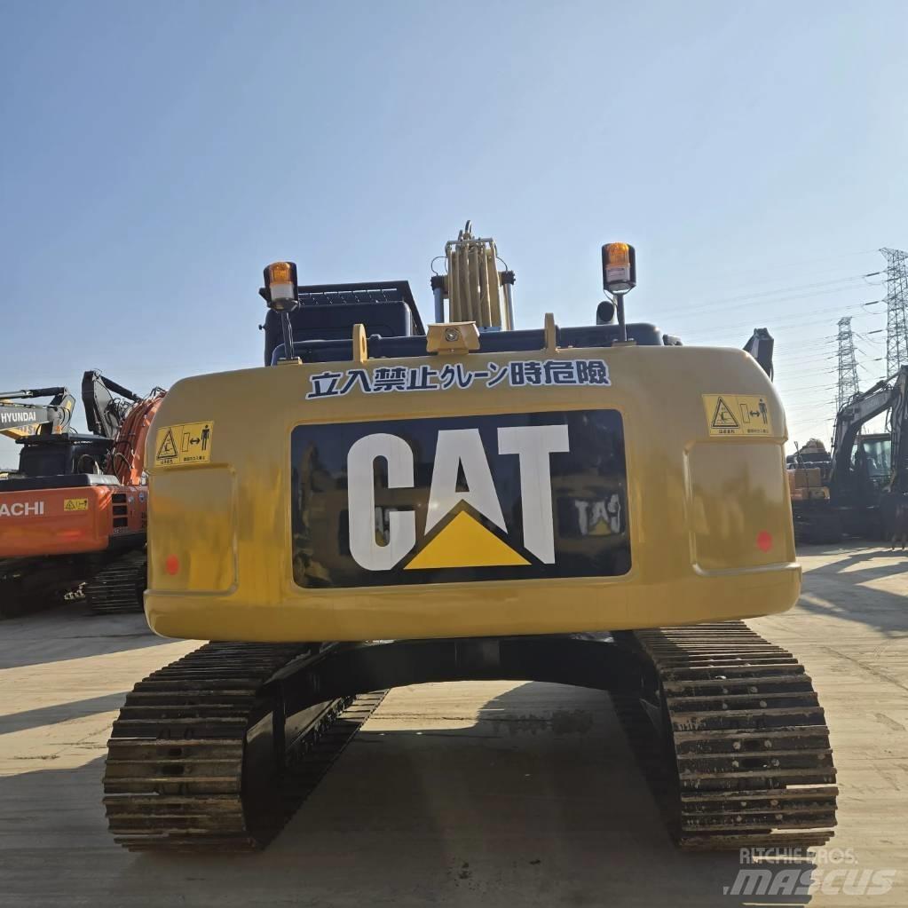 CAT 323 D L 中型挖掘机
