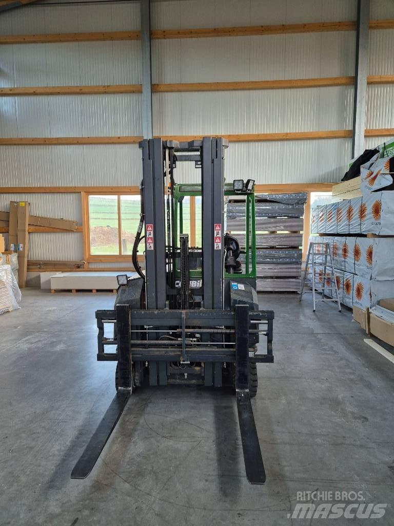 Combilift CBE 2500 电动叉车