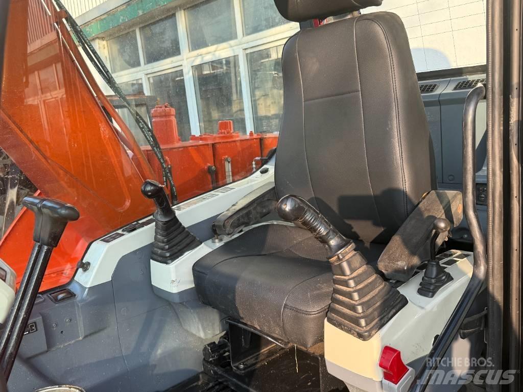 Doosan DX 75 履带挖掘机