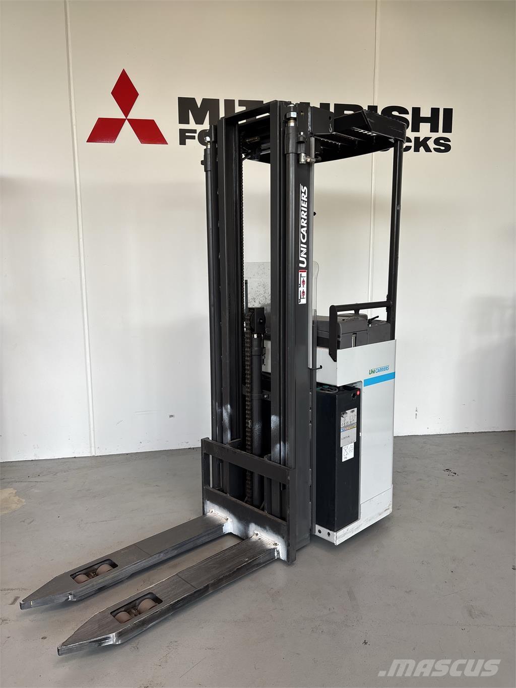 Atlet A160 行走式堆垛机