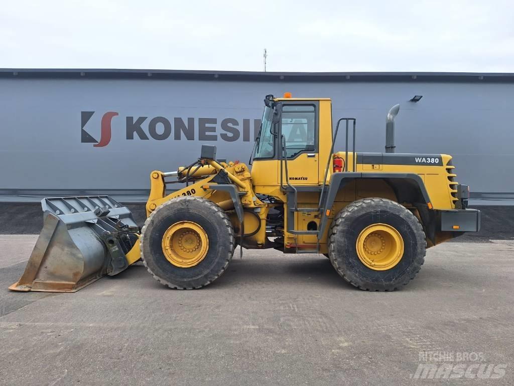 Komatsu WA 380-3A 轮式装载机