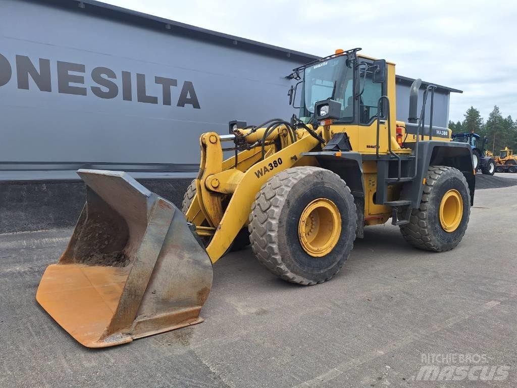 Komatsu WA 380-3A 轮式装载机