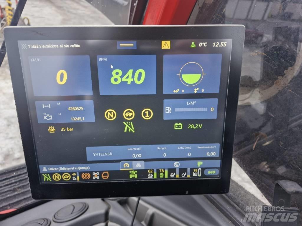 Komatsu 901xc 收割机