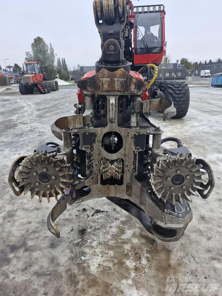 Komatsu 901xc 收割机
