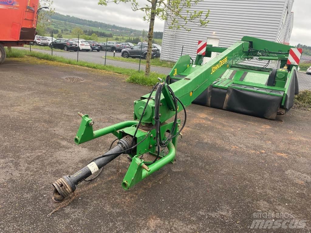 John Deere 730 装载牵引式割草机
