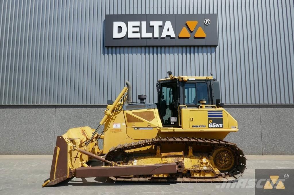 Komatsu D65WX-17 履带式推土机