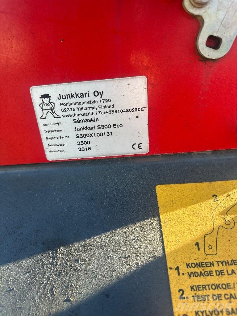 Junkkari s300 多功能条播机
