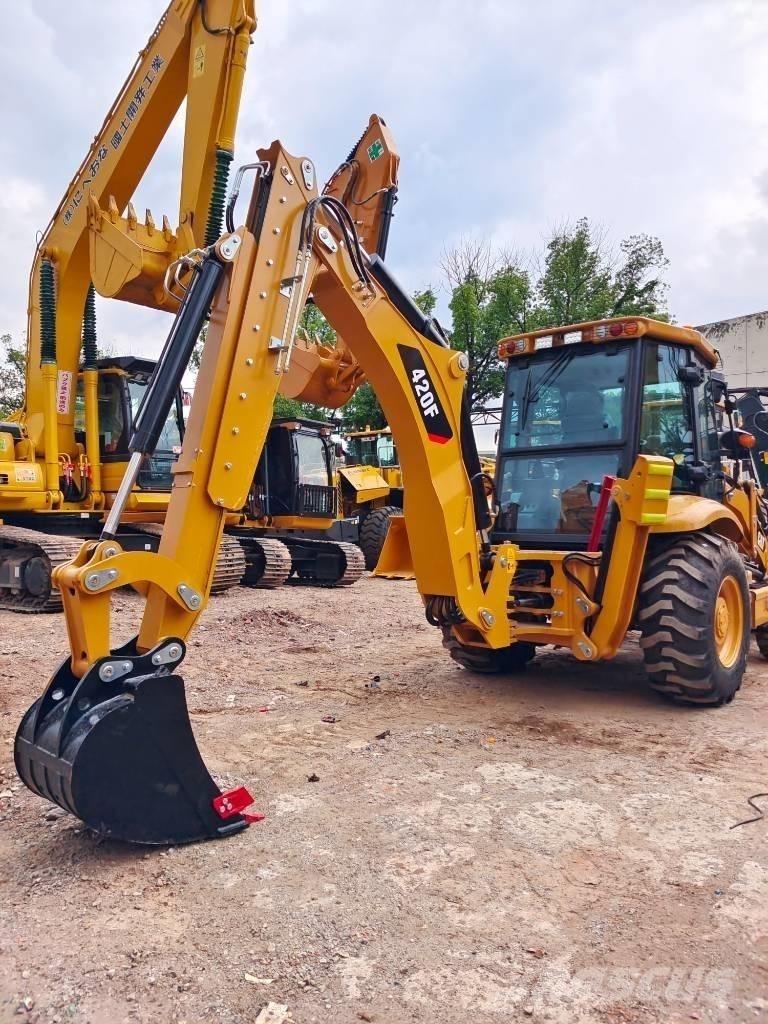 CAT 430 F 反铲装载机