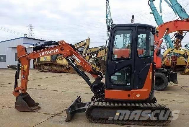 Hitachi 30 履带挖掘机