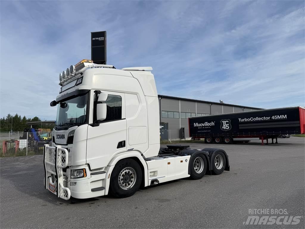 Scania R520 6X2 牵引车