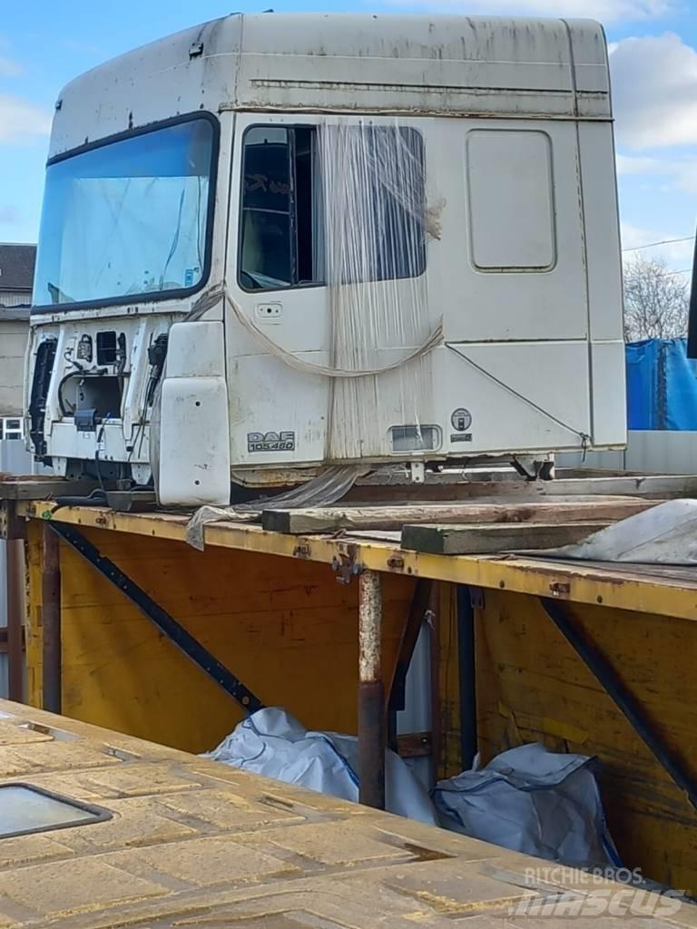 DAF XF105.460 驾驶室与内部