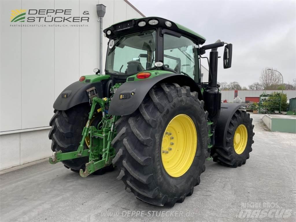 John Deere 6215R 拖拉机/农用车