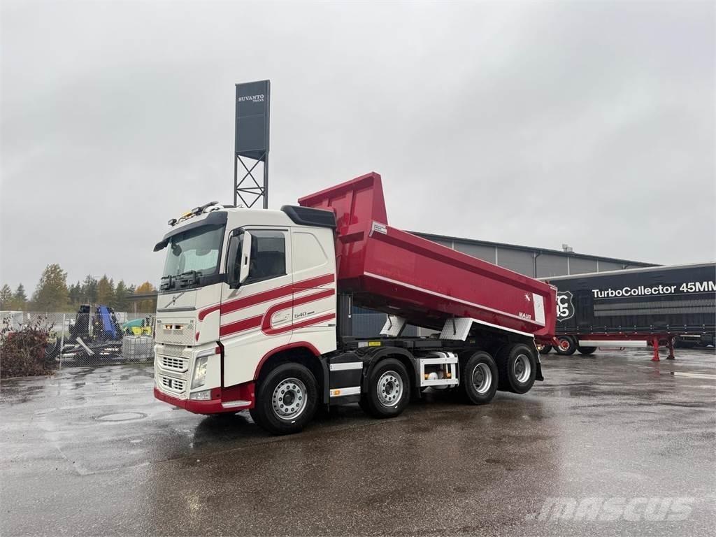 Volvo FH540 8x4 自卸式货车