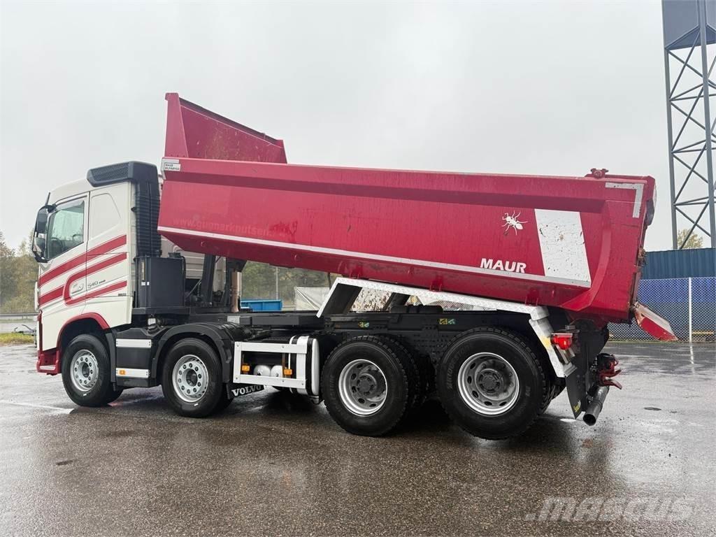 Volvo FH540 8x4 自卸式货车