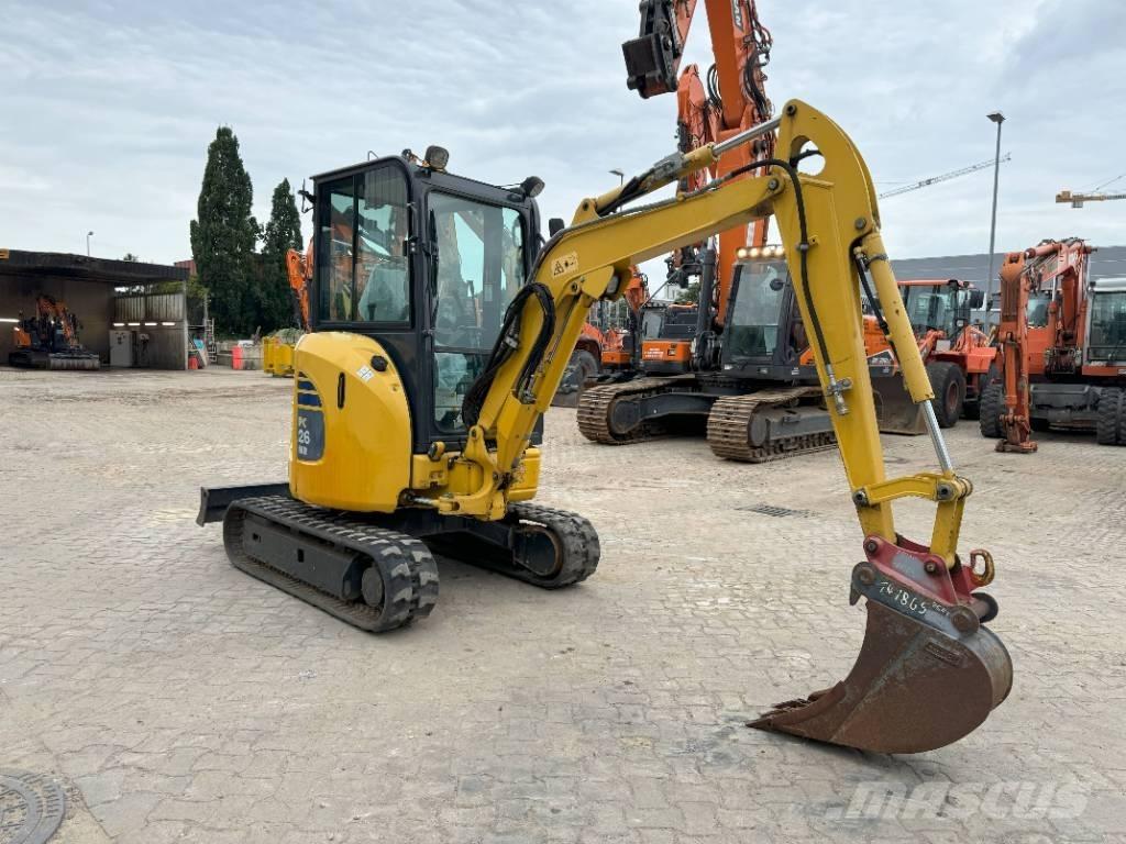Komatsu PC26MR-3 小型挖掘机