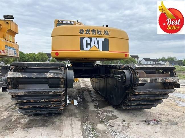 CAT 320 C 水陆两栖挖掘机
