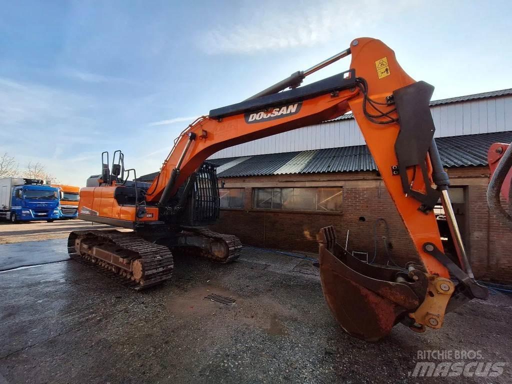 Doosan DX235lc 履带挖掘机