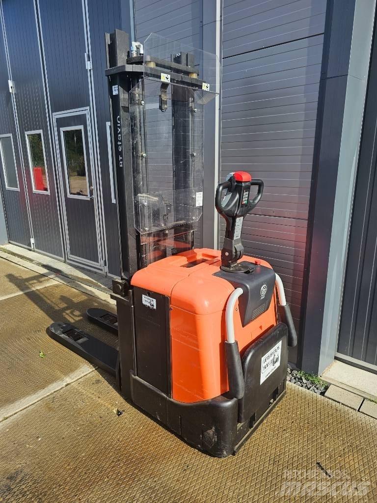 BT SPE 125 4150mm 手推堆垛车