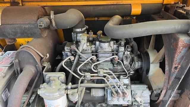 JCB 803 小型挖掘机